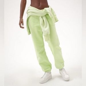 CHAMPION Classic Reverse Weave Jogger Sweatpants – Size small